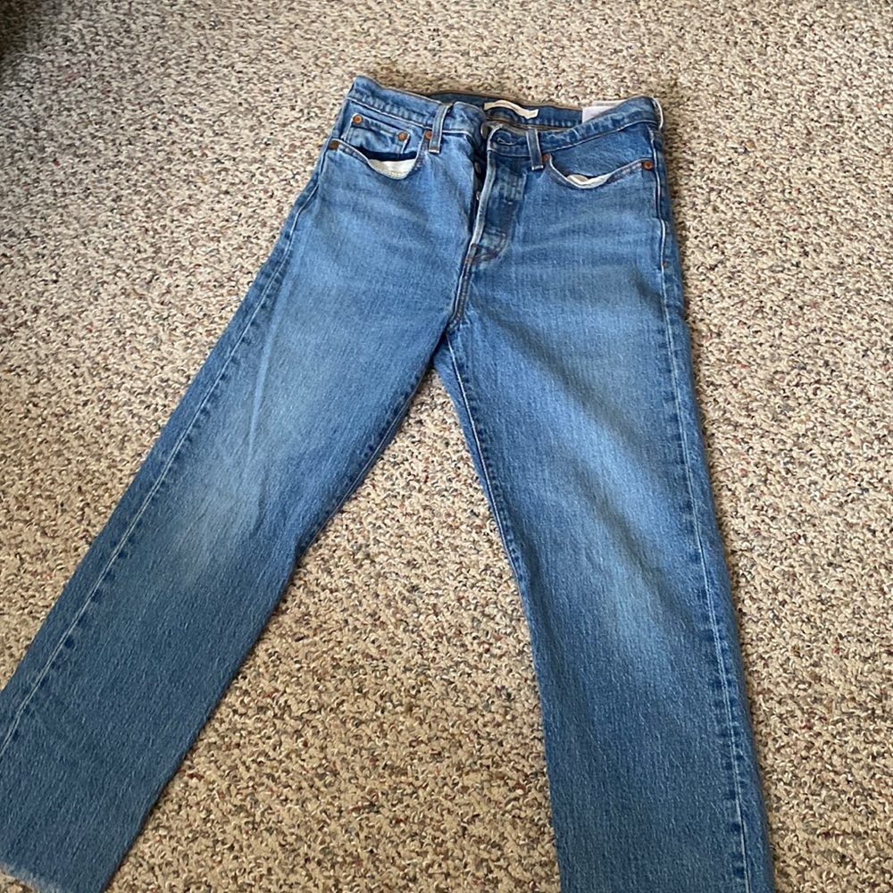 Levi wedgie straight 27